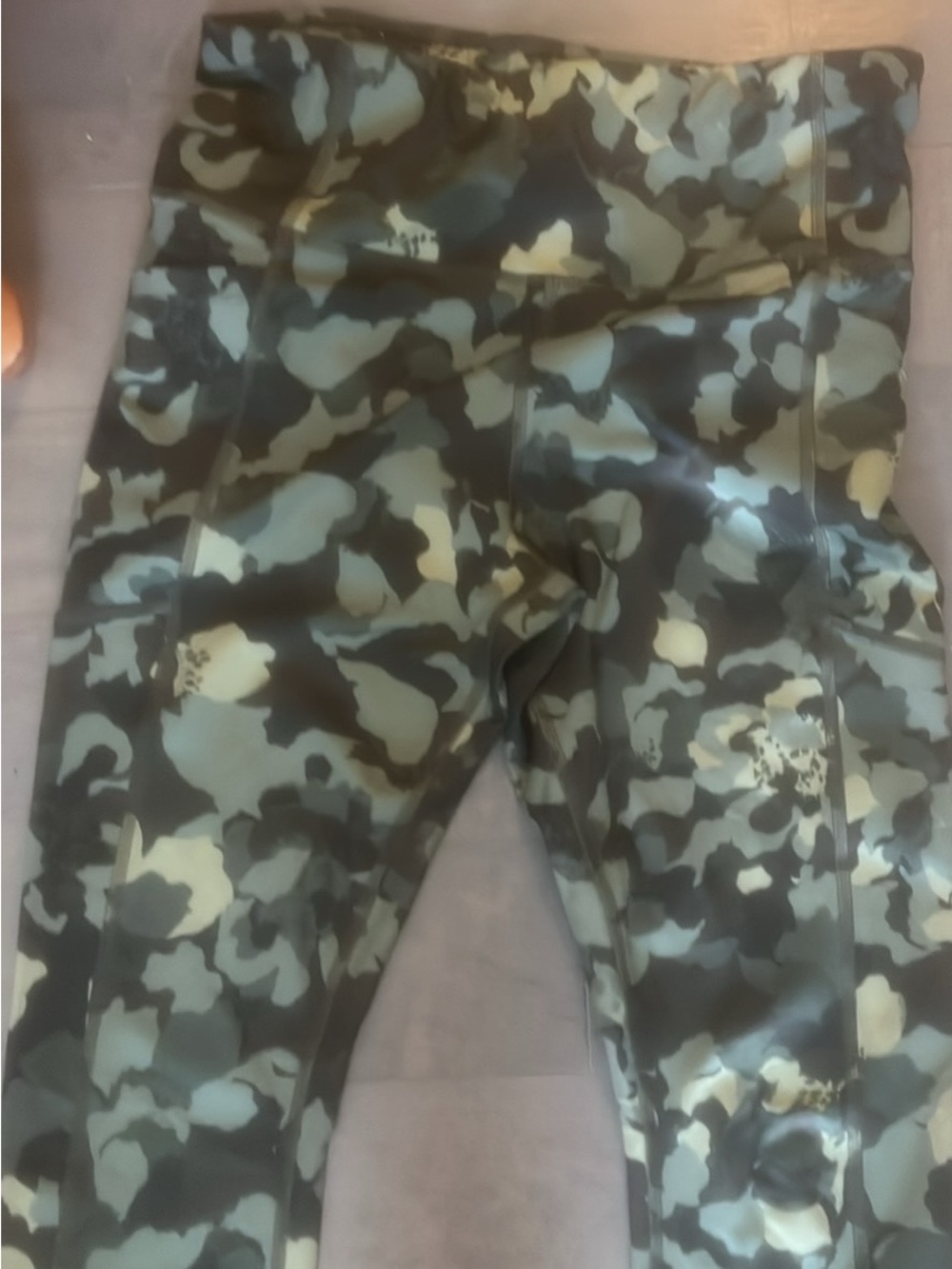 Junior leggings green size 4